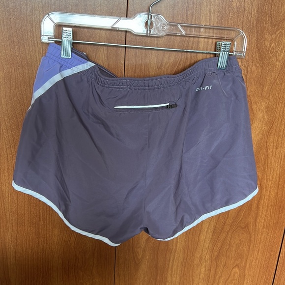 Nike Dri-Fit Running Shorts - Picture 2 of 3